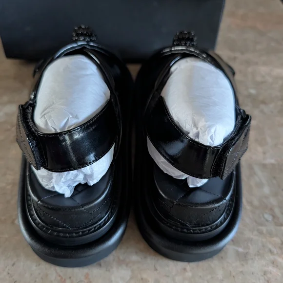 Kurt Geiger Landon Oroson Patent Cross Strap Platform Black Leather Sandal $240 - Picture 5 of 11